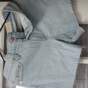 Ladie universal thread